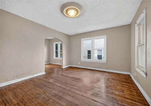 Photo 2 of Single family home for sale at 781 16th Avenue S, Saint Petersburg, FL 33701 | MLS# TB8550090 | Listing updated on 2026-09-19