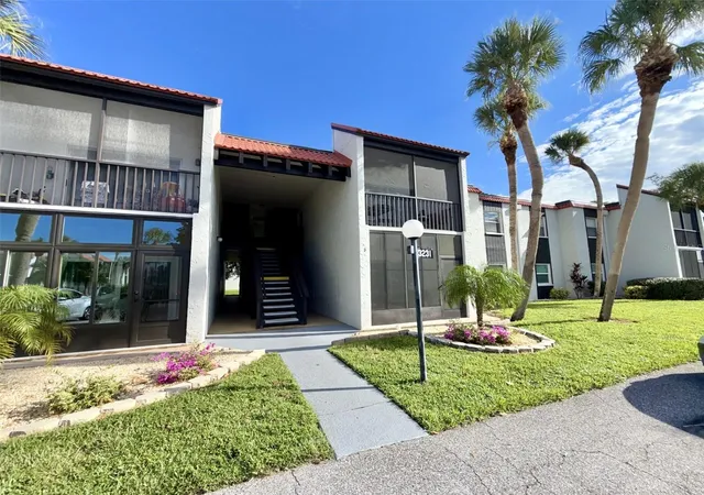 Photo 1 of Condo for sale at 3231 Beneva Rd #101, Sarasota, FL 34232 | MLS# A4706672 | Listing updated on 2026-10-23