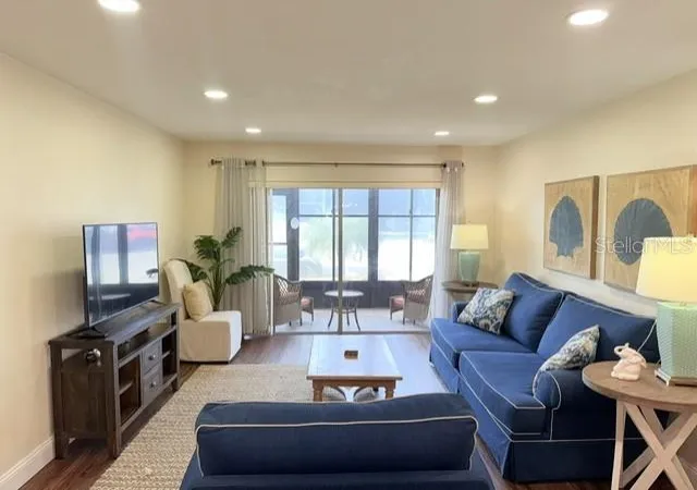 Listing Photo 5 - Condo for sale in building located at 3231 Beneva Rd, SARASOTA, FL 34232 - Unit #101