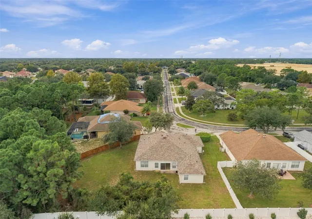 Photo 2 of Single family home for sale at 5701 Brackenwood Dr, Spring Hill, FL 34609 | MLS# W7889637 | Listing updated on 2026-10-02