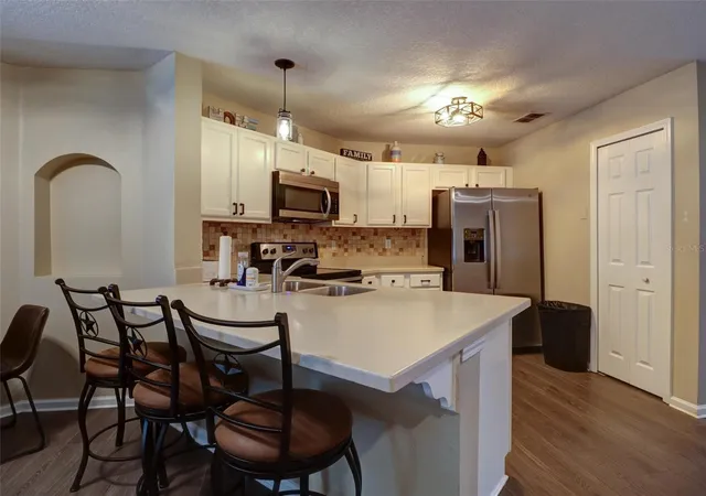 Photo 4 of Townhouse for sale at 1865 Green Springs Cir #F, Fleming Island, FL 32003 | MLS# O6443145 | Listing updated on 2026-09-19