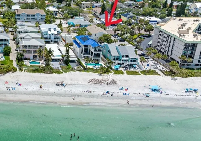 Photo 3 of Townhouse for sale at 2700 Gulf Blvd #2, Indian Rocks Beach, FL 33785 | MLS# TB8550099 | Listing updated on 2026-09-19
