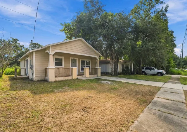 Photo 1 of Single family home for sale at 6417 28th Street N, Saint Petersburg, FL 33702 | MLS# TB8550100 | Listing updated on 2026-09-19
