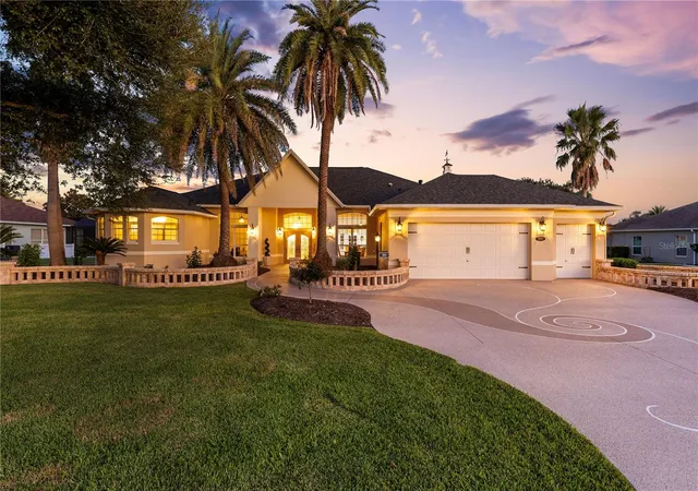 Single family home for sale at 1800 N St James Cir St, THE VILLAGES, FL 32162 | MLS# OM732554