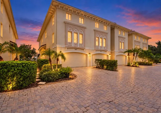Townhouse for sale at 1022 Paseo Del Rio NE #1022, Saint Petersburg, FL 33702 | MLS# TB8550103