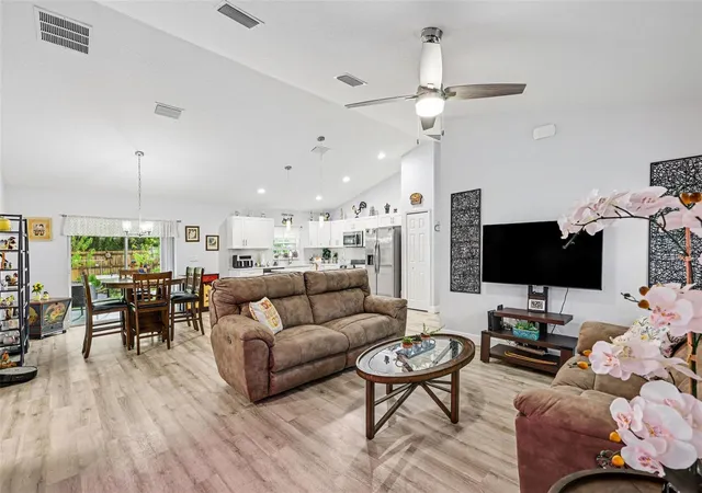 Photo 3 of Single family home for sale at 2467 Sw 168th Loop, Ocala, FL 34473 | MLS# O6443151 | Listing updated on 2026-09-19