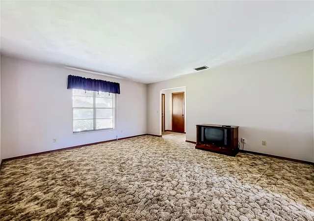 Photo 3 of Single family home for sale at 1104 77th Street NW, Bradenton, FL 34209 | MLS# A4706678 | Listing updated on 2026-09-23