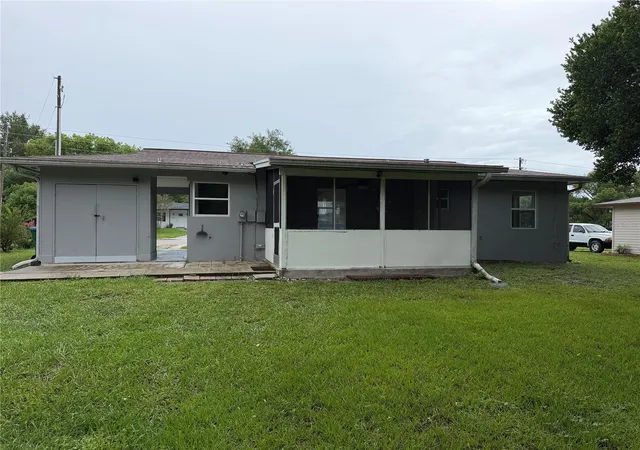 Photo 3 of Single family home for sale at 1521 Fort Smith Blvd, Deltona, FL 32725 | MLS# O6443153 | Listing updated on 2026-09-19