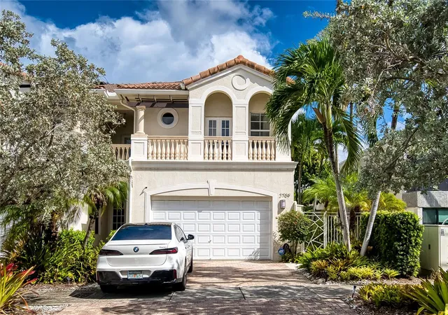 Townhouse for sale at 2709 NE 15th Street, FORT LAUDERDALE, FL 33304 | MLS# TB8550109