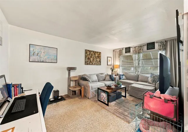 Photo 3 of House for sale at 1154 Angle Rd, Dunedin, FL 34698 | MLS# TB8550111 | Listing updated on 2026-09-22