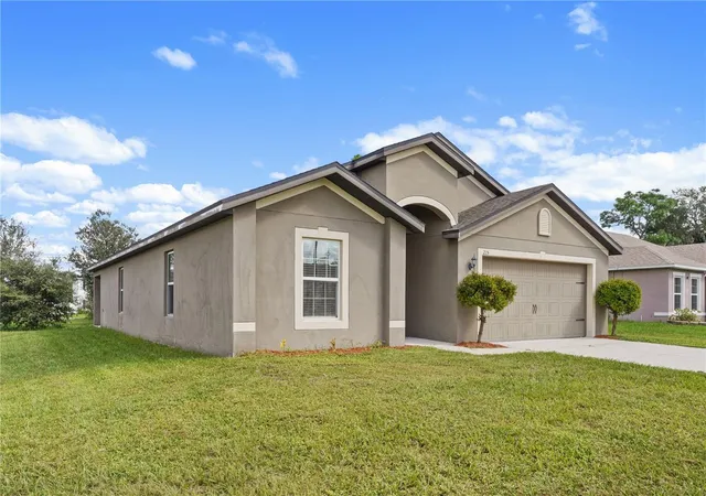 Photo 3 of Single family home for sale at 215 Goldenrod Ln, Kissimmee, FL 34759 | MLS# O6443160 | Listing updated on 2026-10-10