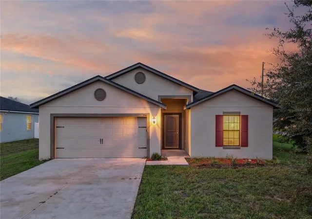 Photo 1 of Single family home for sale at 398 W Aster Ct, Kissimmee, FL 34759 | MLS# O6443162 | Listing updated on 2026-10-10