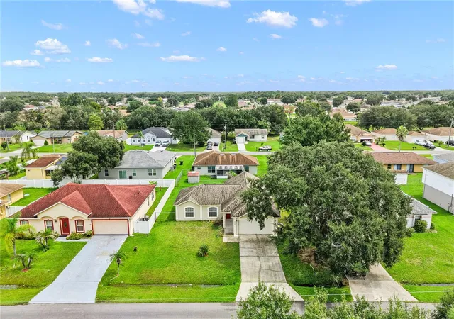 Photo 4 of Single family home for sale at 525 Koala Dr, Kissimmee, FL 34759 | MLS# O6443163 | Listing updated on 2026-10-10