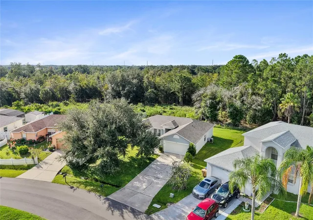 Photo 4 of Single family home for sale at 636 Regency Way, Kissimmee, FL 34758 | MLS# O6443165 | Listing updated on 2026-10-10