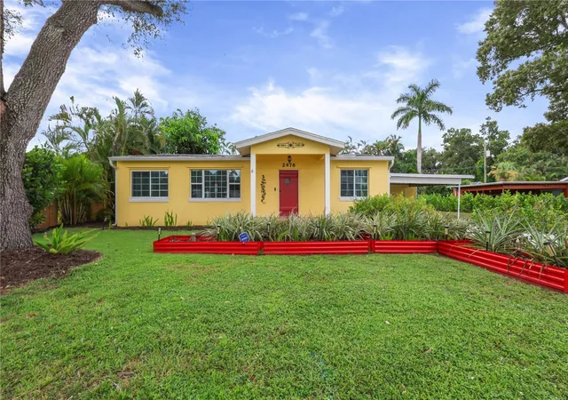Photo 1 of Single family home for sale at 2476 Euclid Ave, Fort Myers, FL 33901 | MLS# C7530939 | Listing updated on 2026-09-19