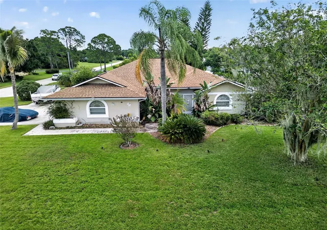 Single family home for sale at 4700 Lafayette Ave, Sebring, FL 33875 | MLS# S5157909 | Listing updated on 2026-09-19