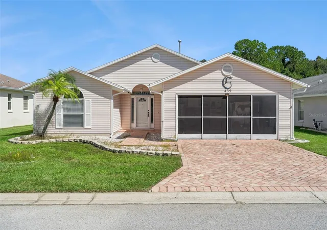 Single family home for sale at 439 Grand Vista Trl, LEESBURG, FL 34748 | MLS# G5118005