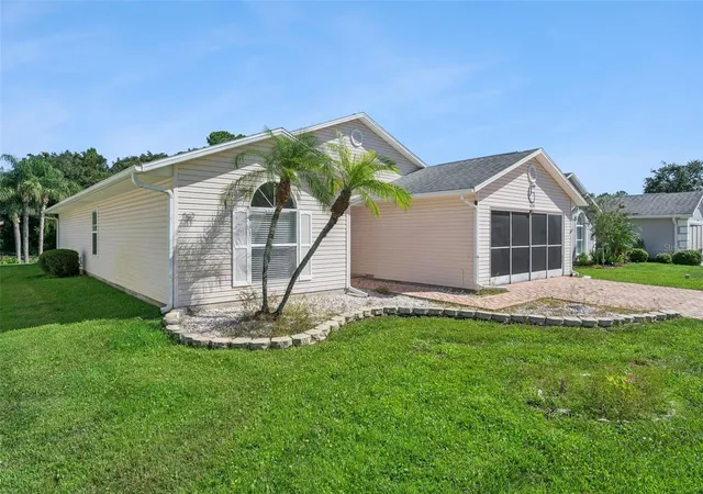 Photo 2 of Single family home for sale at 439 Grand Vista Trl, Leesburg, FL 34748 | MLS# G5118005 | Listing updated on 2026-09-19