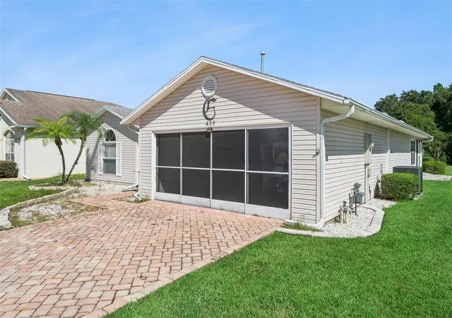 Photo 3 of Single family home for sale at 439 Grand Vista Trl, Leesburg, FL 34748 | MLS# G5118005 | Listing updated on 2026-09-19