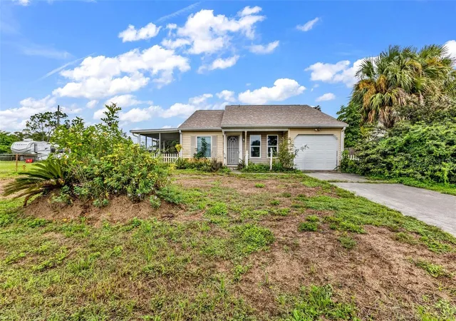 Photo 2 of Single family home for sale at 18231 Steele Ave, Port Charlotte, FL 33948 | MLS# TB8550128 | Listing updated on 2026-10-23