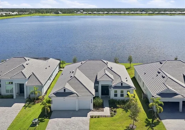 Photo 3 of Single family home for sale at 8580 Shore Lake Dr, Englewood, FL 34224 | MLS# D6148840 | Listing updated on 2026-10-05