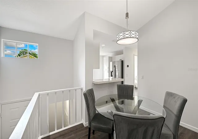 Listing Photo 5 - Condo for sale in building located at 5469 Fair Oaks St, BRADENTON, FL 34203 - Unit #5C