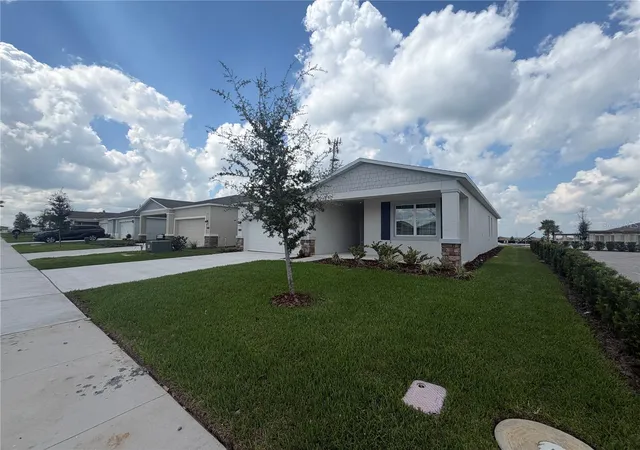 Photo 2 of Single family home for sale at 1520 Redwood Ln #M, Haines City, FL 33844 | MLS# O6443180 | Listing updated on 2026-09-21