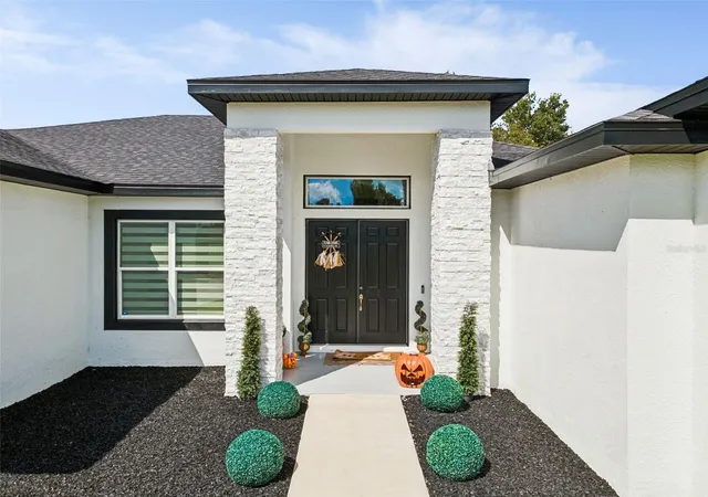Photo 3 of Single family home for sale at 9056 S Bay Dr, Haines City, FL 33844 | MLS# O6443184 | Listing updated on 2026-09-19
