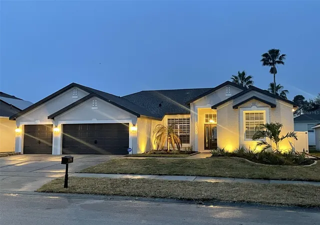 Photo 1 of Single family home for sale at 111 Nottingham Way, Davenport, FL 33897 | MLS# O6443185 | Listing updated on 2026-09-19
