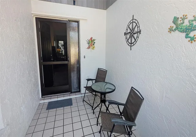 Photo 3 of House for sale at 676 Linden Dr, Englewood, FL 34223 | MLS# N6145833 | Listing updated on 2026-09-19