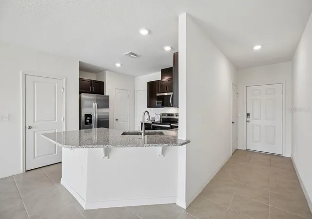 Photo 2 of Townhouse for sale at 394 Sequoia Dr, Lake Wales, FL 33859 | MLS# O6443189 | Listing updated on 2026-10-06