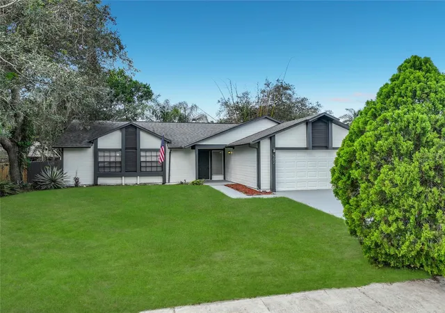 Photo 2 of Single family home for sale at 502 Hager Dr, Ocoee, FL 34761 | MLS# O6443192 | Listing updated on 2026-09-22