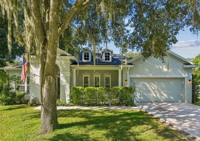 Single family home for sale at 1535 Rolling Meadow Dr, VALRICO, FL 33594 | MLS# O6443193