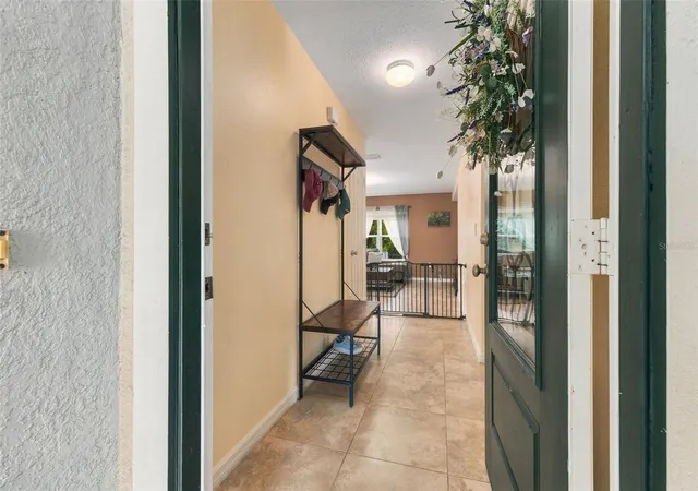 Photo 3 of Single family home for sale at 2914 Boating Blvd, Kissimmee, FL 34746 | MLS# S5157912 | Listing updated on 2026-09-29