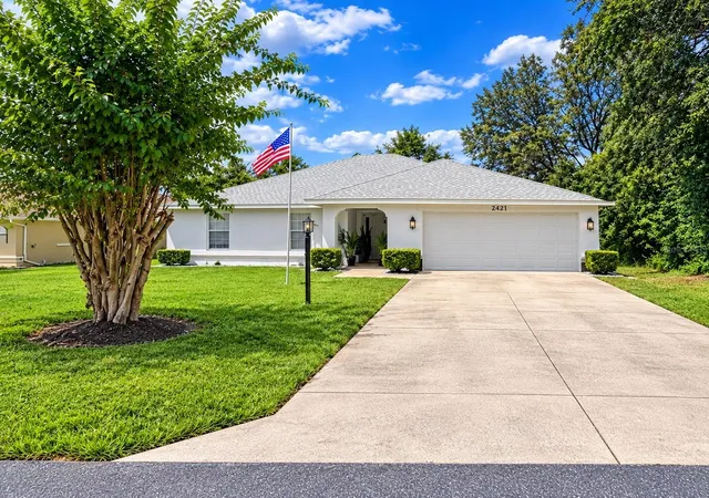 Photo 1 of Single family home for sale at 2421 Sw 147th Lane Rd, Ocala, FL 34473 | MLS# OM732562 | Listing updated on 2026-09-19