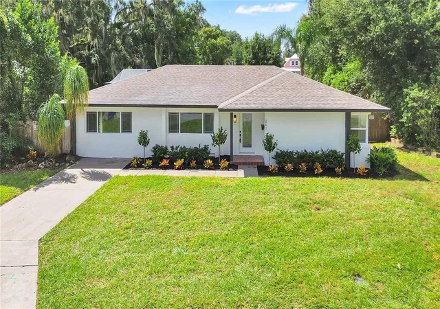 Photo 1 of Single family home for sale at 841 E Valencia St, Lakeland, FL 33805 | MLS# L4965175 | Listing updated on 2026-10-05