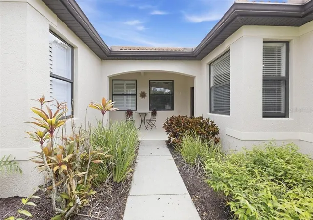 Photo 3 of Single family home for sale at 2063 Batello Dr, Venice, FL 34292 | MLS# D6148841 | Listing updated on 2026-09-19