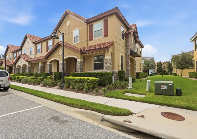 Photo 2 of Townhouse for sale at 14356 Swanley St, Orlando, FL 32832 | MLS# O6443201 | Listing updated on 2026-09-19