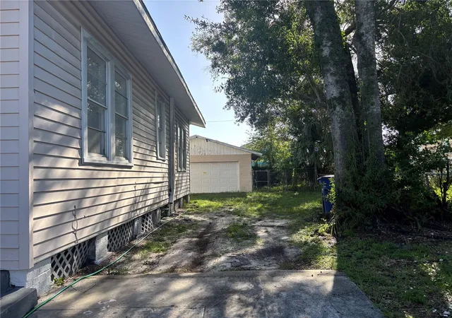 Photo 2 of Single family home for sale at 3111 N 18th Street, Tampa, FL 33605 | MLS# TB8550161 | Listing updated on 2026-09-19