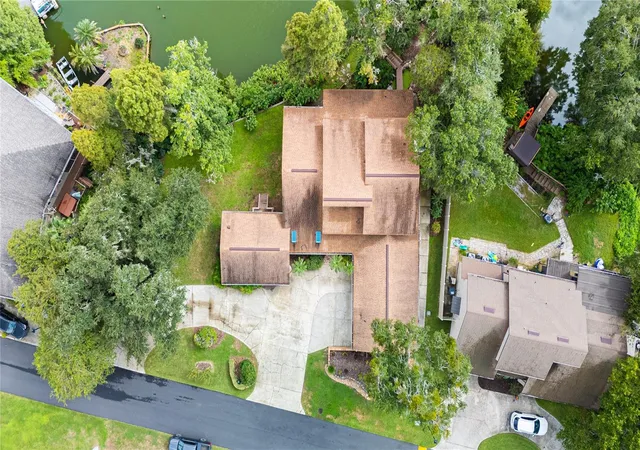 Photo 2 of Single family home for sale at 6033 Mountain Lake Dr, Lakeland, FL 33813 | MLS# L4965176 | Listing updated on 2026-09-26