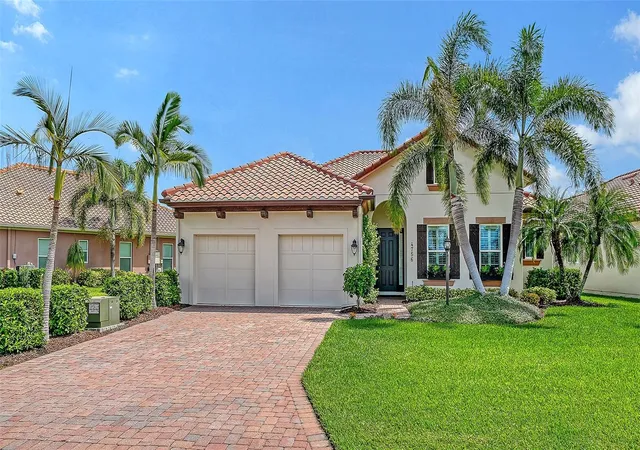 Photo 1 of Single family home for sale at 4756 Royal Dornoch Cir, Bradenton, FL 34211 | MLS# A4706689 | Listing updated on 2026-09-23