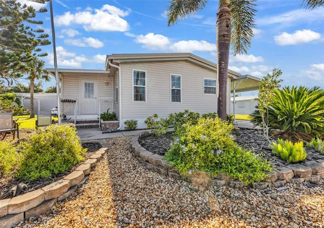 Photo 3 of Manufactured home for sale at 821 Bogie, Venice, FL 34285 | MLS# D6148842 | Listing updated on 2026-09-22
