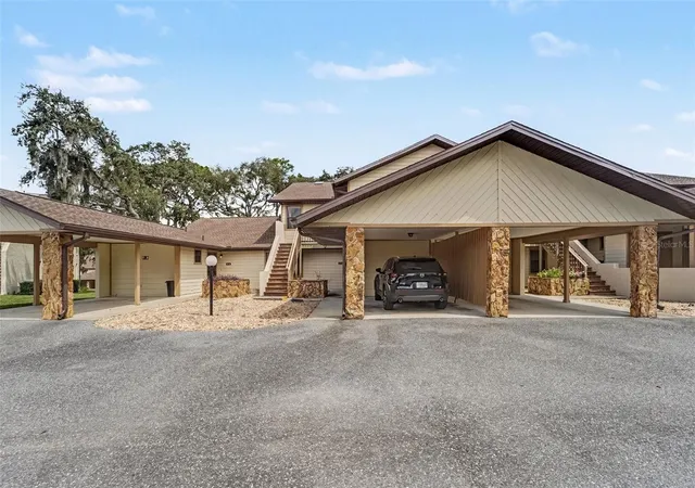 Photo 1 of Condo for sale at 175 E Hartford St #5A, Hernando, FL 34442 | MLS# TB8550182 | Listing updated on 2026-10-02