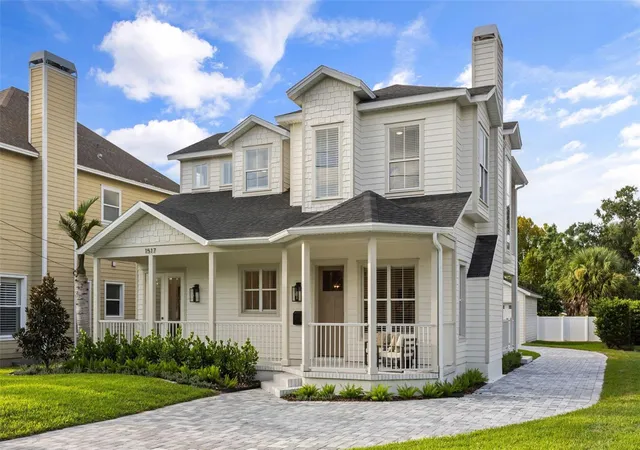 Photo 3 of Single family home for sale at 1517 Harmon Ave, Winter Park, FL 32789 | MLS# O6443217 | Listing updated on 2026-09-19