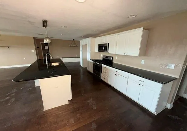 Photo 2 of Single family home for sale at 848 Wildabon Ave, Lake Wales, FL 33853 | MLS# S5157923 | Listing updated on 2026-09-21