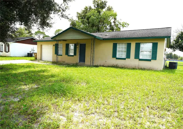 Photo 2 of Single family home for sale at 132 Gardenia Rd, Kissimmee, FL 34743 | MLS# G5118016 | Listing updated on 2026-09-26