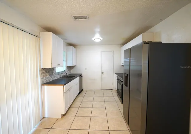 Photo 4 of Single family home for sale at 132 Gardenia Rd, Kissimmee, FL 34743 | MLS# G5118016 | Listing updated on 2026-09-26