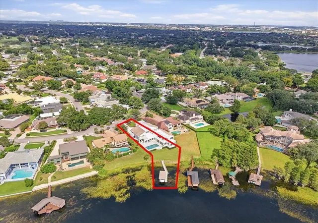 Photo 4 of Single family home for sale at 9320 Cypress Cvs Dr, Orlando, FL 32819 | MLS# O6443224 | Listing updated on 2026-09-21