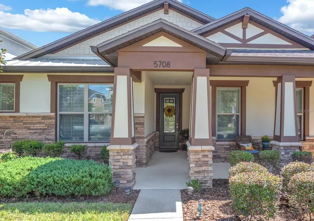 Photo 2 of Single family home for sale at 5708 Esker Fls Ln, Lithia, FL 33547 | MLS# TB8550199 | Listing updated on 2026-10-04