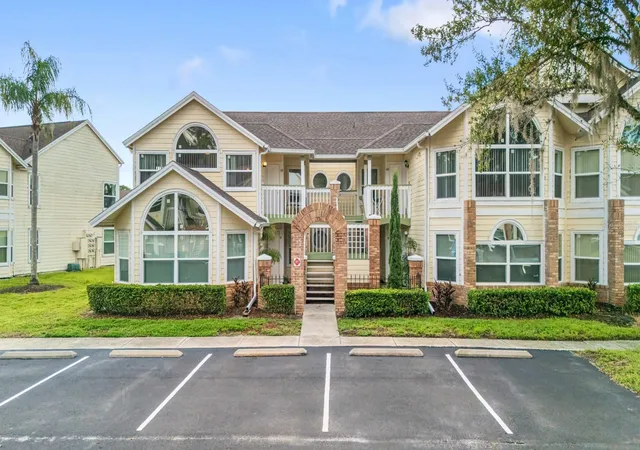 Condo for sale at 5006 Laguna Bay Cir #58, KISSIMMEE, FL 34746 | MLS# TB8550201